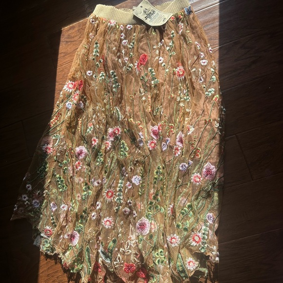 Dresses & Skirts - NWT Anthropologie Aratta Silent Journey Field Maxi Skirt